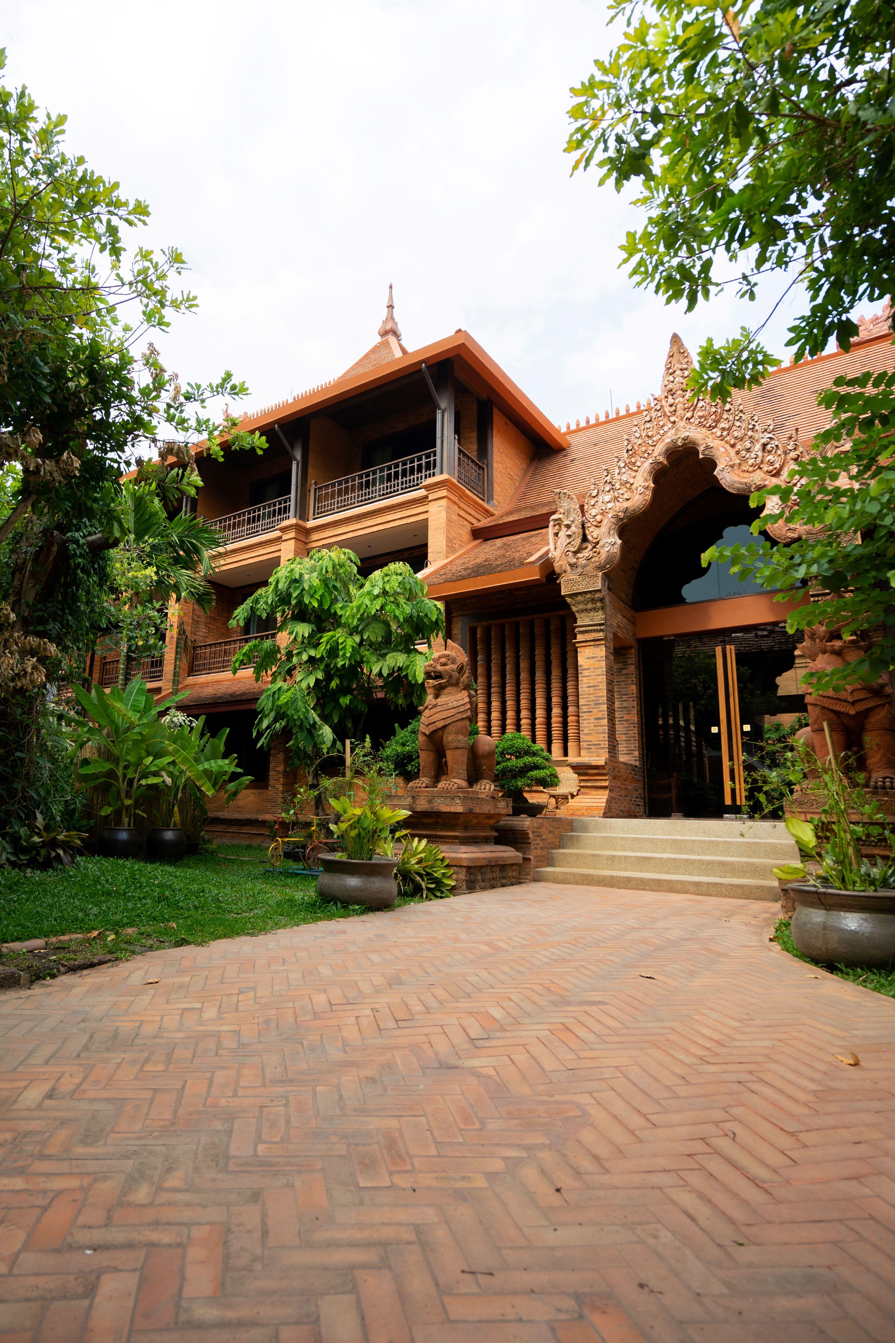 Phor Liang Meun Terracotta Arts Hotel Chiang Mai