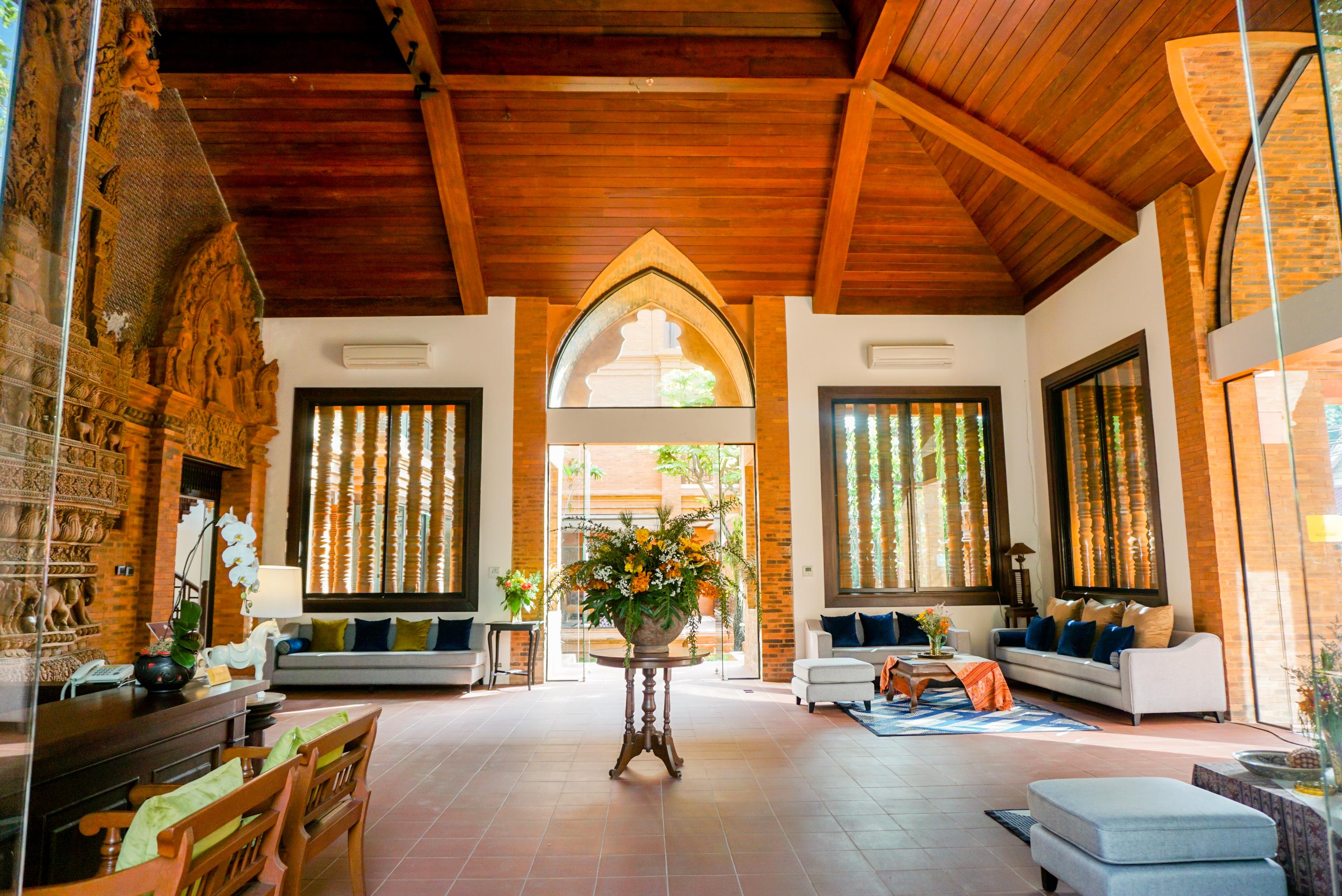 Hotel Phor Liang Meun Terracotta Arts