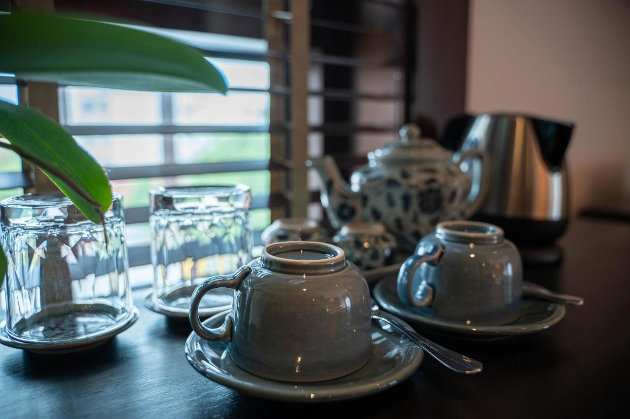 Hotel Phor Liang Meun Terracotta Arts